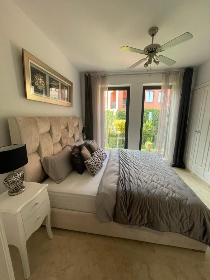Calahonda Luxury Apartment With A Stunning Sea View Mijas Exteriör bild